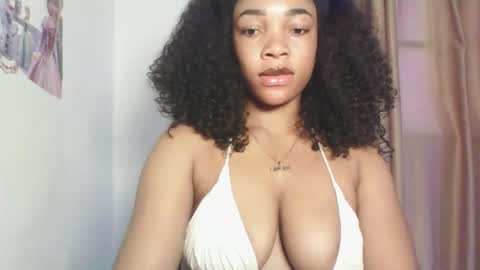 Snapshot of sexy_kitty881 chatting on October 16, 2025, 3:35 pm Sexy kitty881 online show from October 16, 2025, 3:35 pm