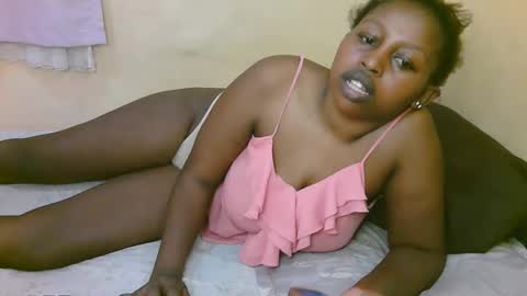 sexy_latasha online show from December 4, 2025, 9:18 am