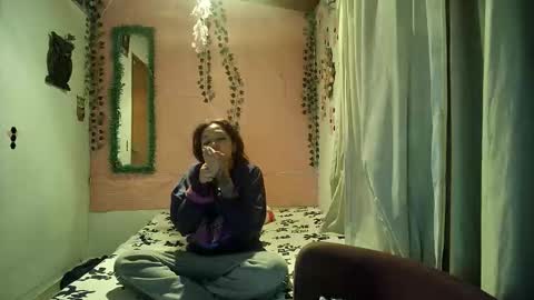 sexy lolas online show from February 17, 2026, 1:35 am