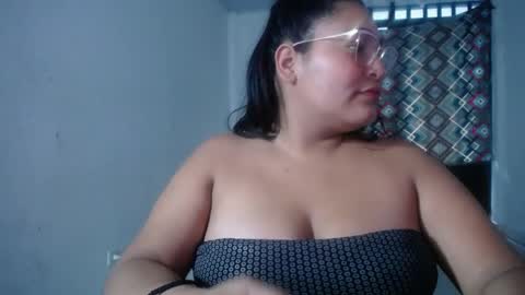 Snapshot of sexy_love_15 chatting on April 20, 2026, 10:22 pm SIRENA LOVE online show from April 20, 2026, 10:22 pm