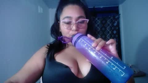 Snapshot of sexy_love_15 chatting on April 26, 2026, 5:27 am SIRENA LOVE online show from April 26, 2026, 5:27 am
