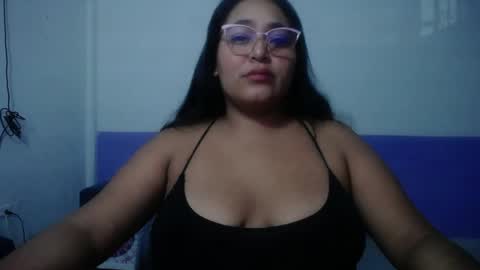 Snapshot of sexy_love_15 chatting on June 8, 2026, 5:52 am SIRENA LOVE online show from June 8, 2026, 5:52 am