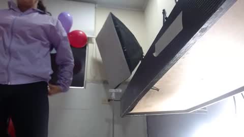 MARIPOSA online show from October 9, 2025, 12:14 pm