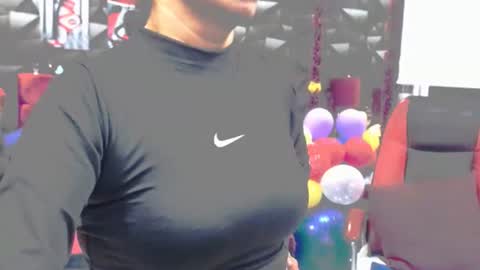 MARIPOSA online show from October 22, 2025, 12:16 pm