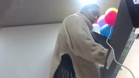 MARIPOSA online show from October 25, 2025, 12:02 pm