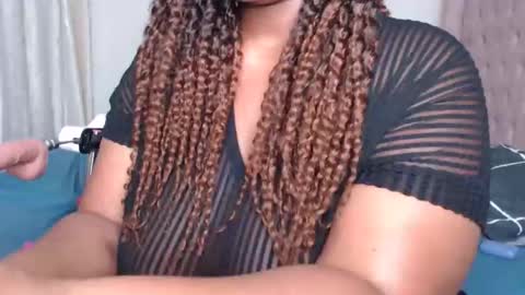 Snapshot of sexy_mistress5 chatting on November 18, 2025, 11:26 pm sexy online show from November 18, 2025, 11:26 pm