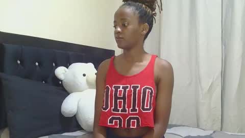 sexy_moh1 online show from November 1, 2025, 3:08 am