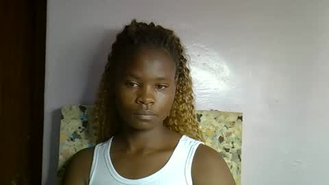 Snapshot of sexy_molyne chatting on January 16, 2026, 1:31 am Molyne online show from January 16, 2026, 1:31 am