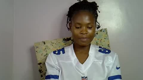 Snapshot of sexy_molyne chatting on February 27, 2026, 1:55 pm Molyne online show from February 27, 2026, 1:55 pm
