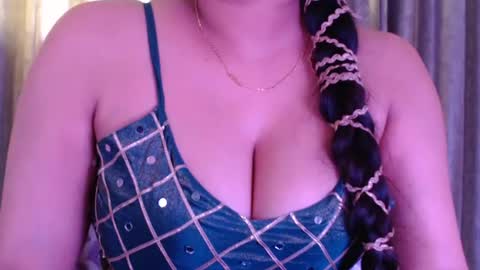 Snapshot of sexy_myra18 chatting on May 13, 2026, 5:05 am myra online show from May 13, 2026, 5:05 am