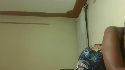 Snapshot of sexy_nay chatting on October 19, 2025, 12:06 pm Sexy nay online show from October 19, 2025, 12:06 pm