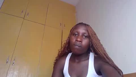 Snapshot of sexy_queenebony chatting on October 15, 2025, 7:14 pm sexy_queenebony online show from October 15, 2025, 7:14 pm