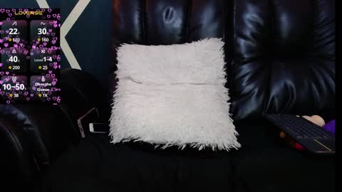 karoline online show from January 24, 2025, 2:28 am