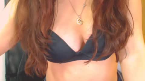 venus online show from April 19, 2026, 11:07 pm