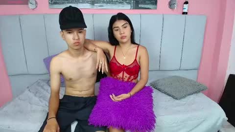 sexy_worlds online show from May 28, 2026, 12:24 pm