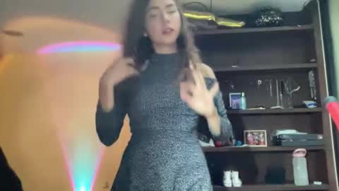 Alice Skay online show from October 11, 2025, 10:30 pm