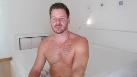Snapshot of sexyandmarried chatting on December 14, 2024, 10:02 am sexyandmarried online show from December 14, 2024, 10:02 am