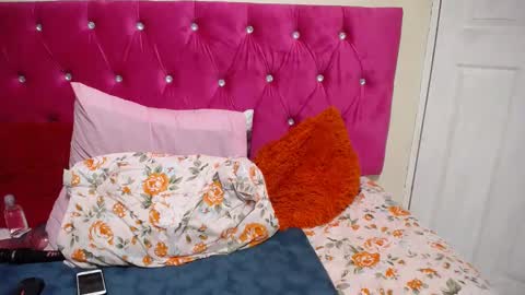 sexyangeliqua online show from March 11, 2025, 6:08 pm