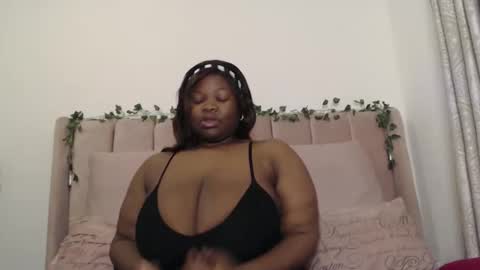 Angie online show from September 16, 2025, 11:06 pm