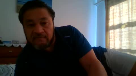 Dee online show from November 20, 2025, 7:46 pm