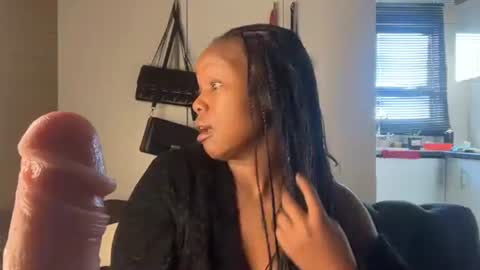 Snapshot of sexyasszeeee chatting on May 10, 2026, 5:45 am sexyasszeeee online show from May 10, 2026, 5:45 am