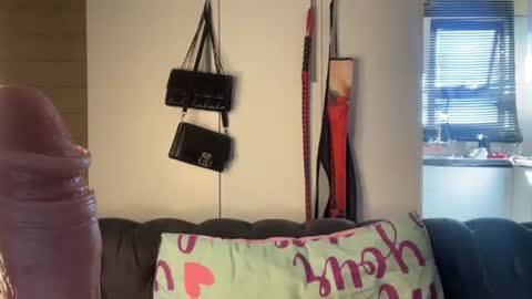 Snapshot of sexyasszeeee chatting on May 12, 2026, 7:05 am sexyasszeeee online show from May 12, 2026, 7:05 am