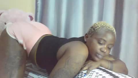 sexybabyface555 online show from October 28, 2025, 8:44 pm