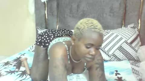 sexybabyface555 online show from November 1, 2025, 1:46 pm