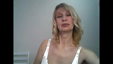 sexybabyforyou online show from April 9, 2026, 4:12 am