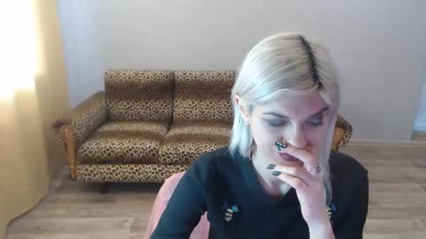 sexybeatriice online show from January 9, 2025, 7:21 am
