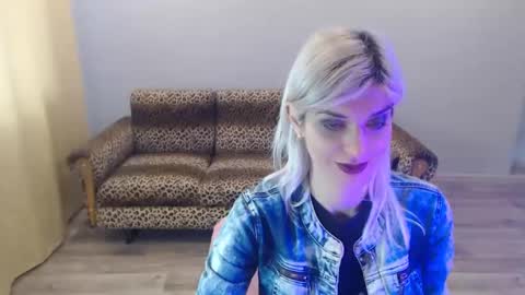 sexybeatriice online show from January 26, 2025, 1:25 pm