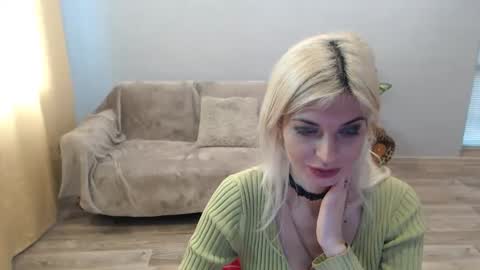 sexybeatriice online show from April 9, 2026, 6:41 am