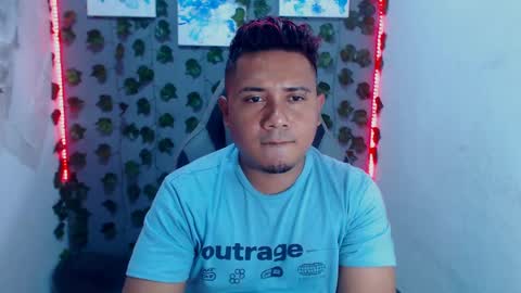 Jonas Cum BARBER IN TRAINING online show from January 3, 2025, 2:54 am
