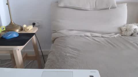 Sexyblonde4u58 online show from September 26, 2025, 2:10 pm