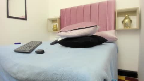 sexybrown_2005 online show from January 26, 2025, 6:28 am