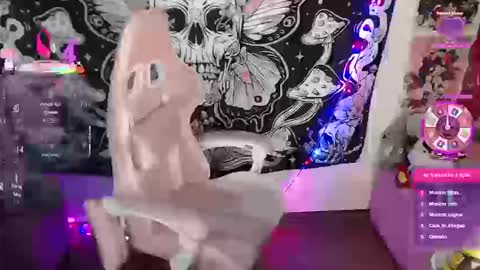 Carrie online show from September 18, 2025, 11:18 pm