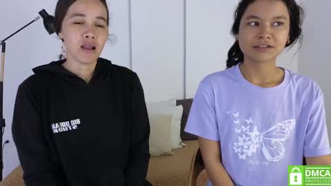 chanell and yina online show from September 9, 2025, 12:59 pm