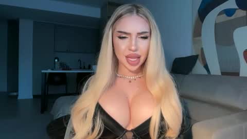 sexyanais online show from May 6, 2026, 5:18 pm