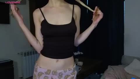 Sophia online show from November 14, 2025, 8:46 am