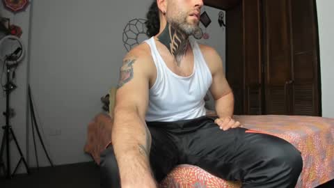 Antonioylola online show from December 28, 2024, 6:40 pm