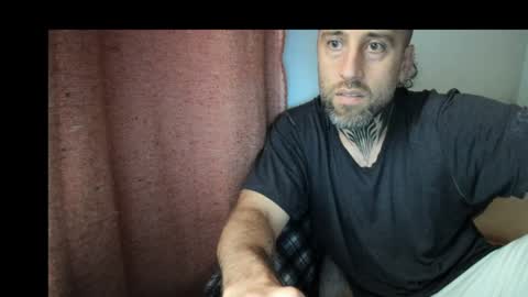 Antonioylola online show from January 9, 2025, 1:02 pm