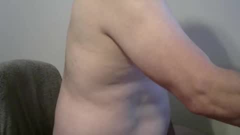 sexycruze online show from May 1, 2026, 5:23 am