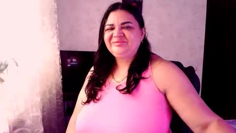 Snapshot of sexydollywoman chatting on November 28, 2025, 8:28 am sexydollywoman online show from November 28, 2025, 8:28 am