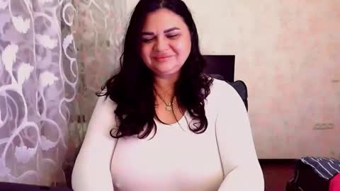 sexydollywoman online show from January 11, 2026, 7:30 pm