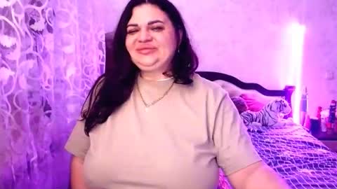 sexydollywoman online show from April 1, 2026, 6:38 pm