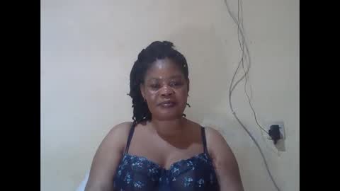Snapshot of sexydove2 chatting on April 25, 2026, 2:58 pm EMILY online show from April 25, 2026, 2:58 pm