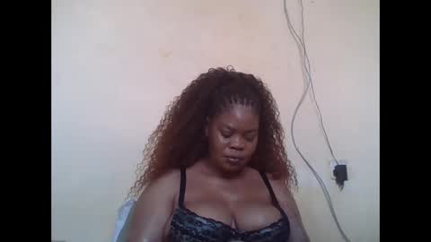 Snapshot of sexydove2 chatting on June 6, 2026, 7:46 am EMILY online show from June 6, 2026, 7:46 am