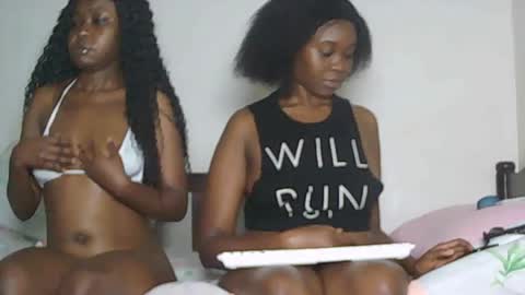 Snapshot of sexyebony283378 chatting on June 3, 2026, 9:01 am sexyebony283378 online show from June 3, 2026, 9:01 am