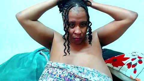 sexyebonylove89 online show from February 16, 2026, 8:21 am