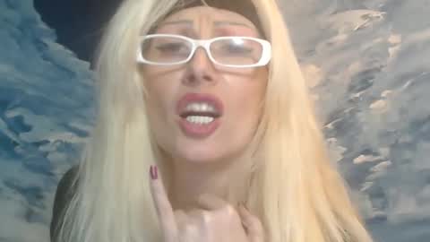 Snapshot of sexyeni chatting on December 11, 2024, 12:02 am ENI pvt moan your name WHEN I M NOT online you tell me in SNAPCHAT deal yes add me... FREE TWITTER magiconline101...... online show from December 11, 2024, 12:02 am